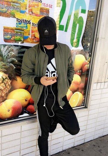 Pavlo (@pavlo2590) — my photo № 1