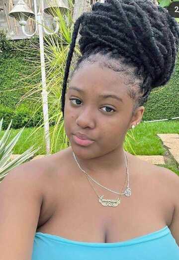 Natasha Betty (@natashabetty) — my photo № 1