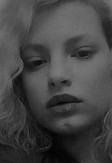 Natasha (@natasha67115) — my photo № 1