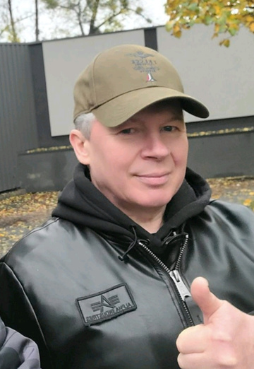 Edward (@edward1719) — my photo № 1